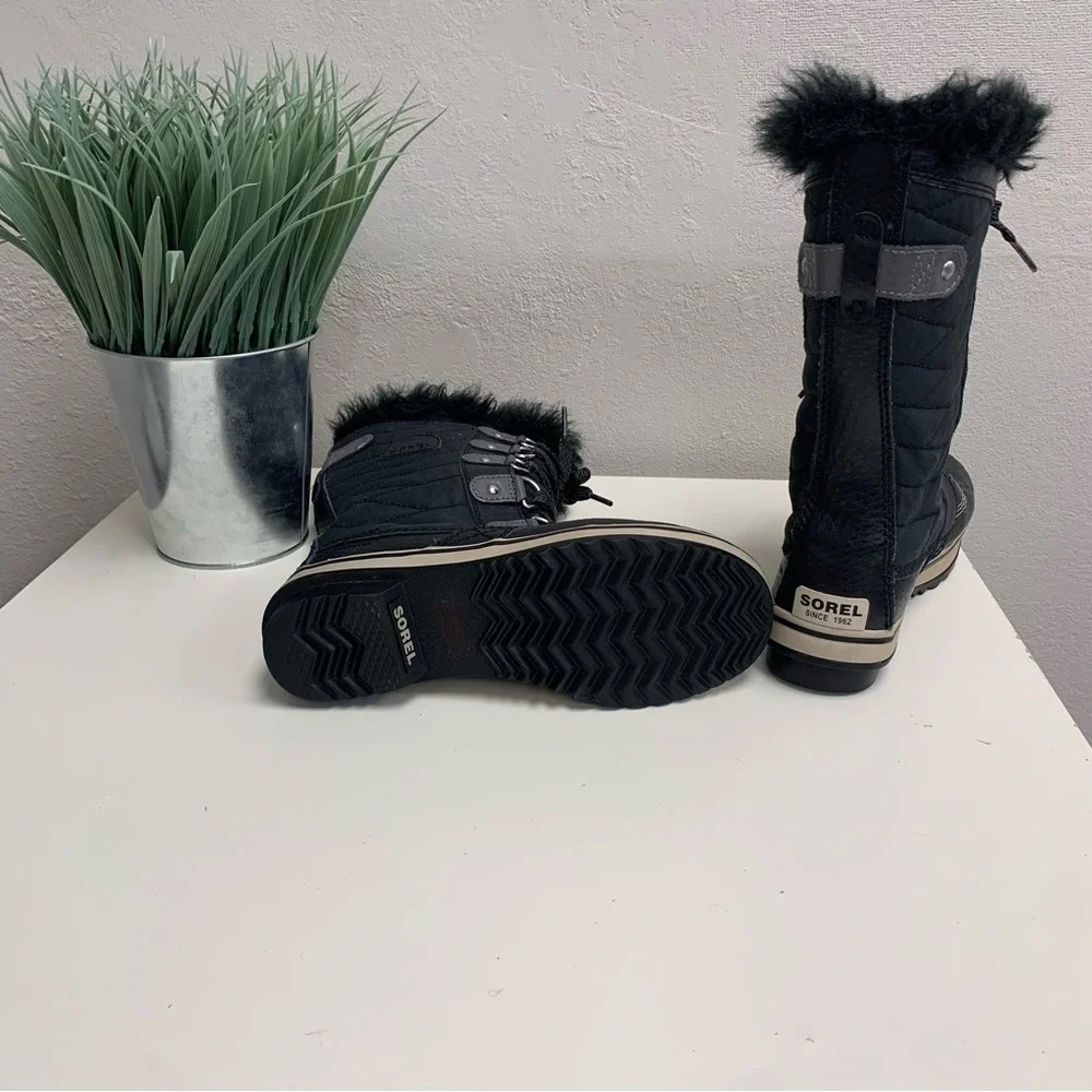 Sorel Black Faux Fur Winter Boots For Girls
